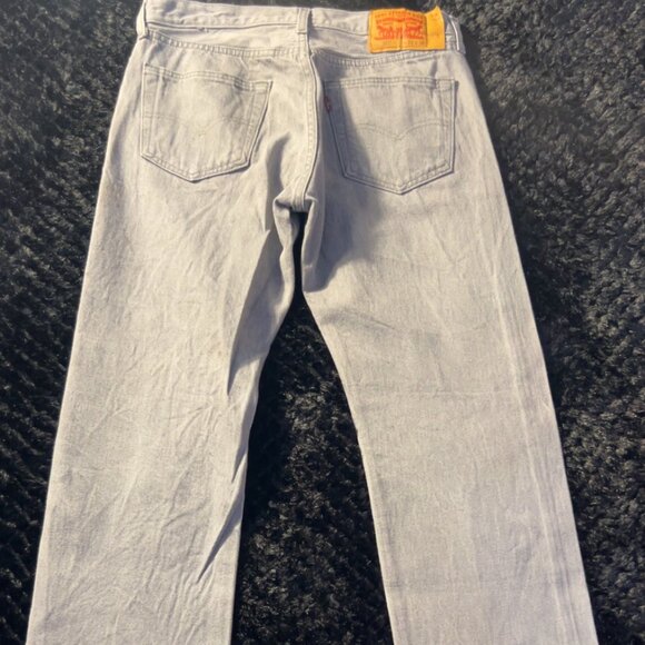 Levi’s 501 Original Fit Light Wash Jeans Size 33x36 - Picture 2 of 3